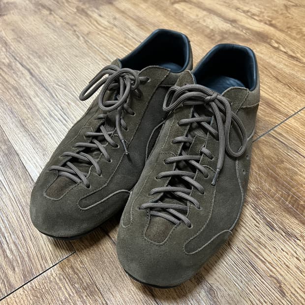 로맨틱무브 보울러 스니커즈 R25M200 리얼브라운 스웨이드 (280)