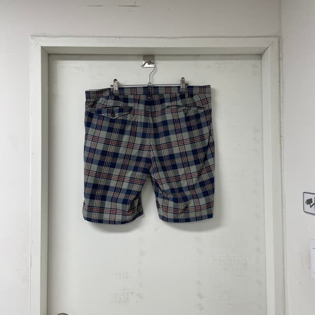 폴로 랄프로렌 체크 반바지 36