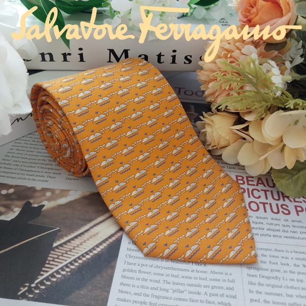 살바토레 페라가모 실크 오렌지 고래 패턴 넥타이 8cm B등급 K1633