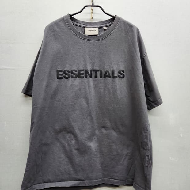 피어오브갓 에센셜 3D 실리콘 로고 반팔티 XL(XL)