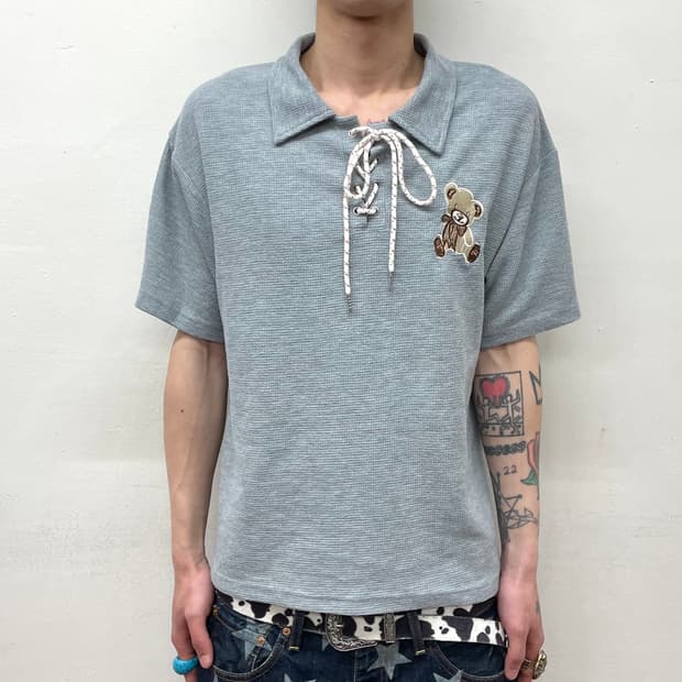 Bear strap gray T-shirt 
