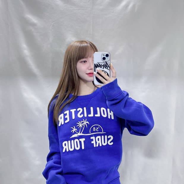 홀리스터 SURF TOUR 맨투맨 