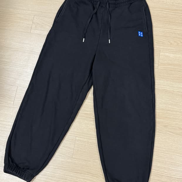 [M] 아더에러 시그니피컨트 TRS 스웻팬츠