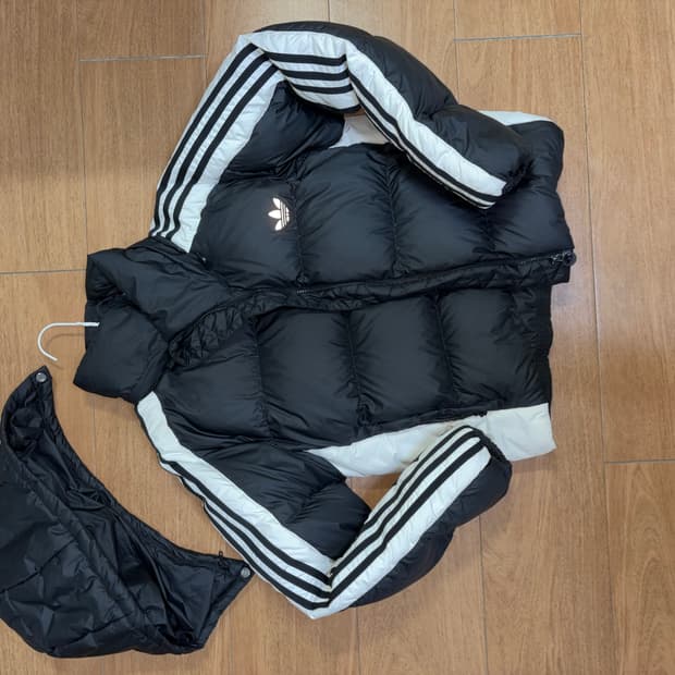 아디다스 흰검 숏패딩
