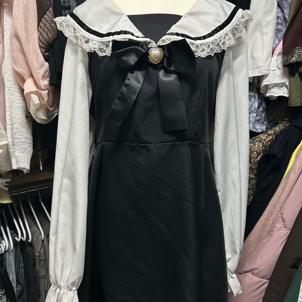 바디라인깔 로리타 로걀 로맨틱 리본 블라우스