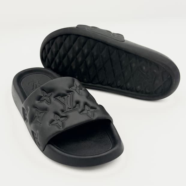 루이비통 워터프린트 모노그램 블랙 뮬 슬리퍼 사이즈 6 (250-255)