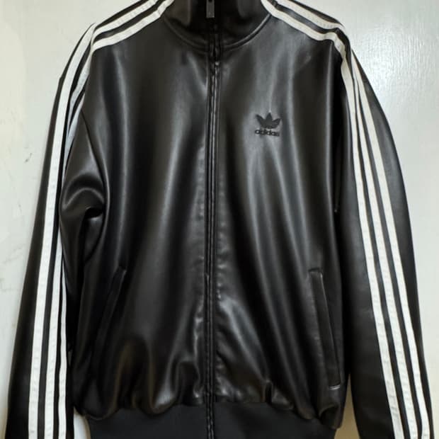 (아디다스 포우 레더 S)  M으로 교환하실분