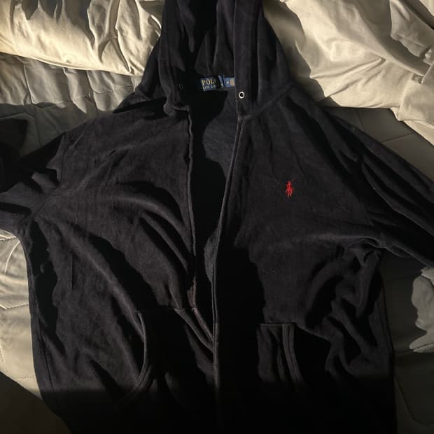 폴로 후드집업