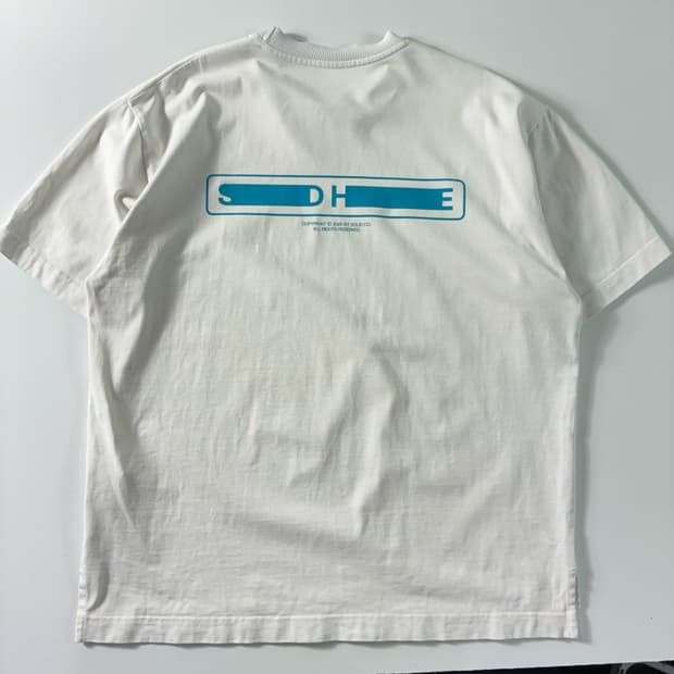 Solid homme 솔리드옴므 20ss 백로고 화이트 반팔티셔츠