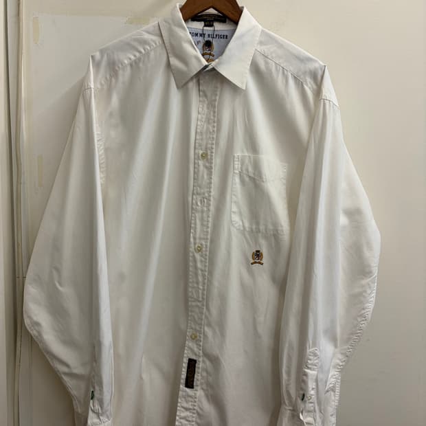 N53. 타미힐피거 빈티지 월계수 화이트 셔츠
