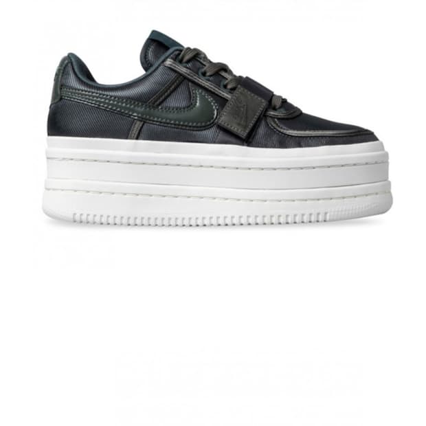 나이키 반달 2k (235)