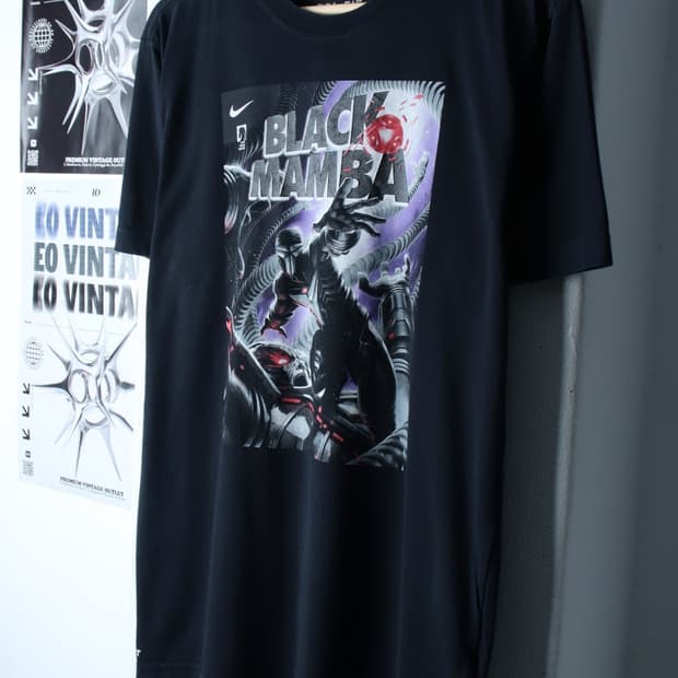 (L-XL) 나이키 반팔 티셔츠 코비브라이언트 카툰 한정판-H30585