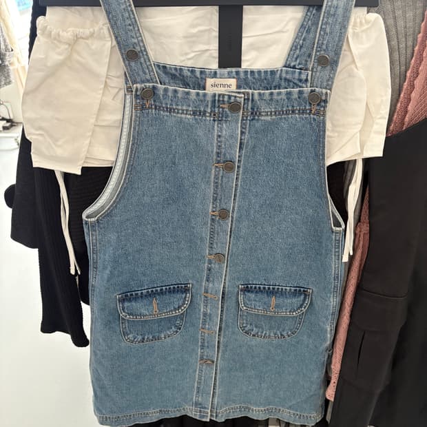 시엔느 멜빵원피스