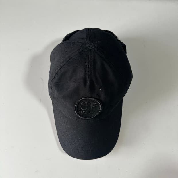 C.P컴퍼니 고글 모자 M ( 55-58cm)