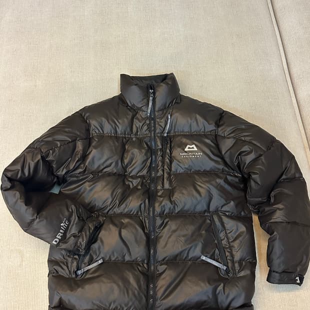 마운틴 이큅먼트 남성 패딩 L 다크브라운