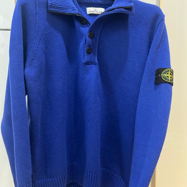 스톤아일랜드 반집업스웨터 2xl