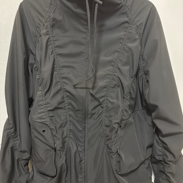 나체 스모킹 윈드브레이커 블랙