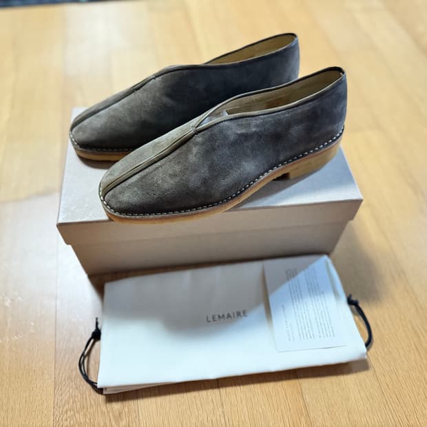 르메르 차이니즈 로퍼 카키 크레이프솔 41사이즈