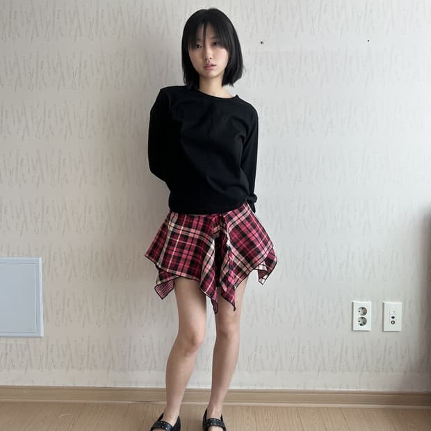 동은 dongeun Cherry Coke Skirt 체리 콕 스커트