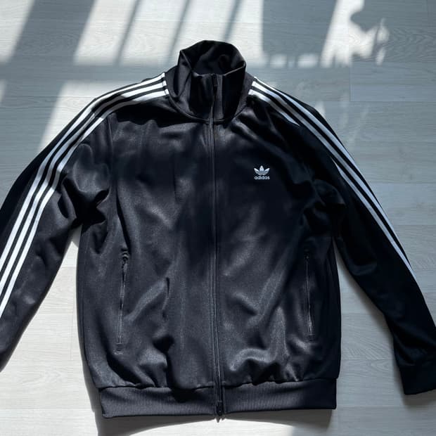 아디다스 베켄바우어 트랙탑 블랙 팝니다(3XL)