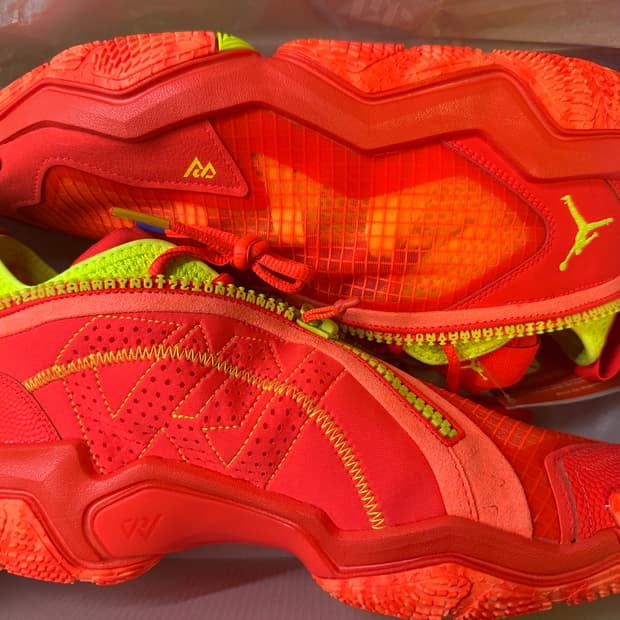 조던 와이낫 제로 6PF 브라이트 크림슨 블랙