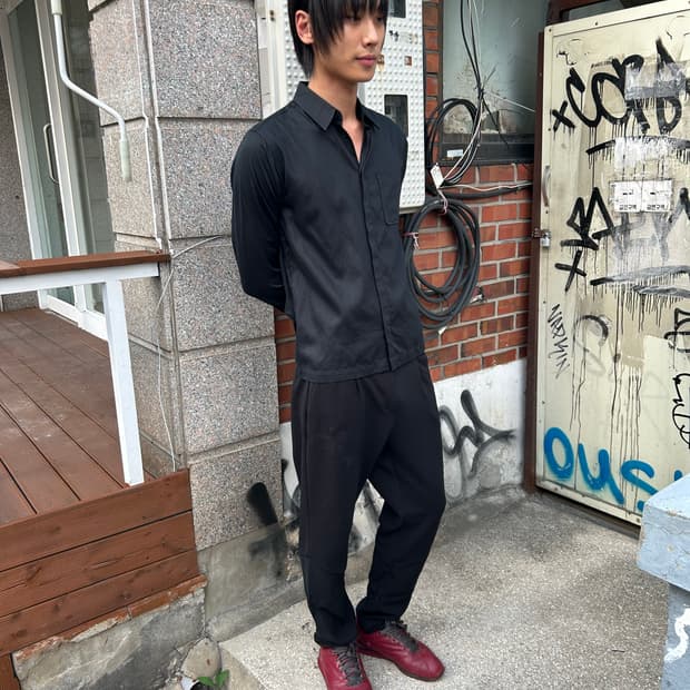 데시구알 슬랙스