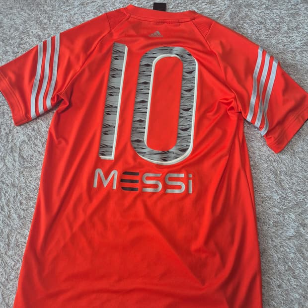 아디다스축구티셔츠 스포츠티셔츠(메시티셔츠)