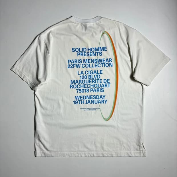 솔리드옴므 22SS 스펙트럼 화이트 코튼 반팔 티셔츠 R2739