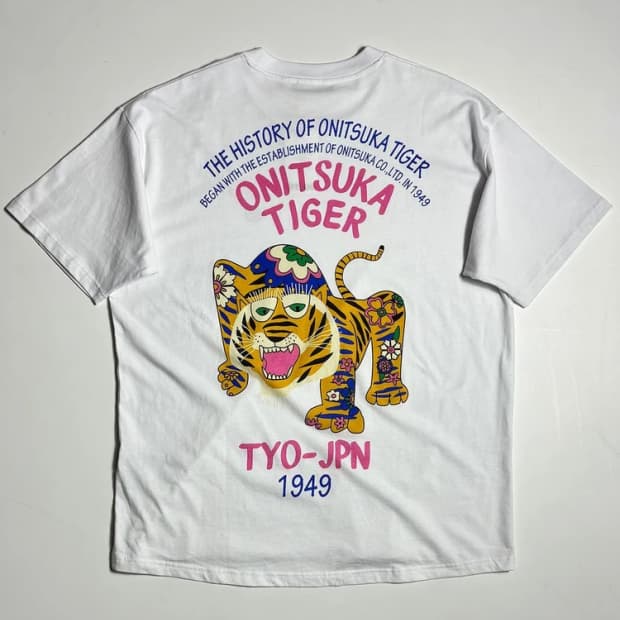 오니츠카타이거 호랑이 그래픽 화이트 오버 반팔 티셔츠 R2522