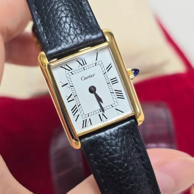 까르띠에탱크머스트 L사이즈 정품