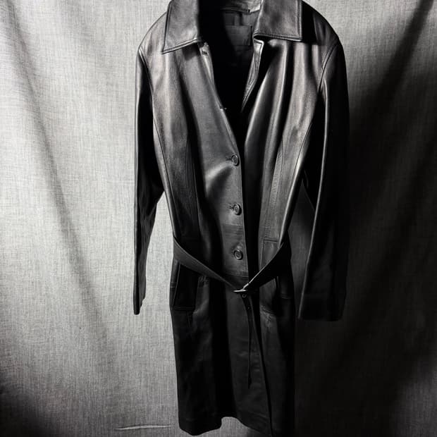 프라다 싱글 레더 코트