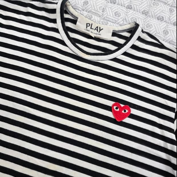 꼼데가르송 플레이 스트라이프 긴팔티 M