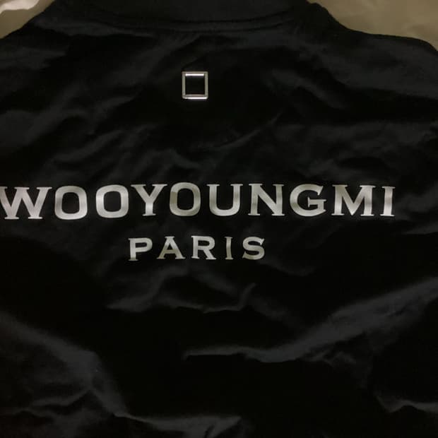 새상품)우영미 백로고 티셔츠