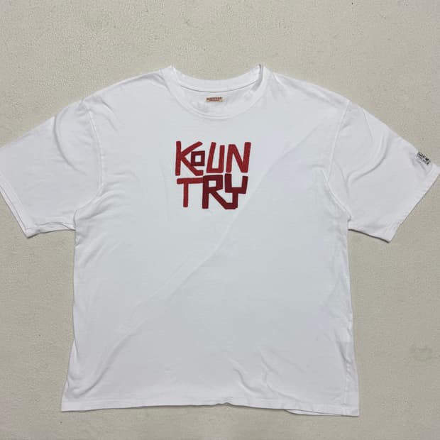 캐피탈 루키 크루 티셔츠 컨트리 패치 레드 XL