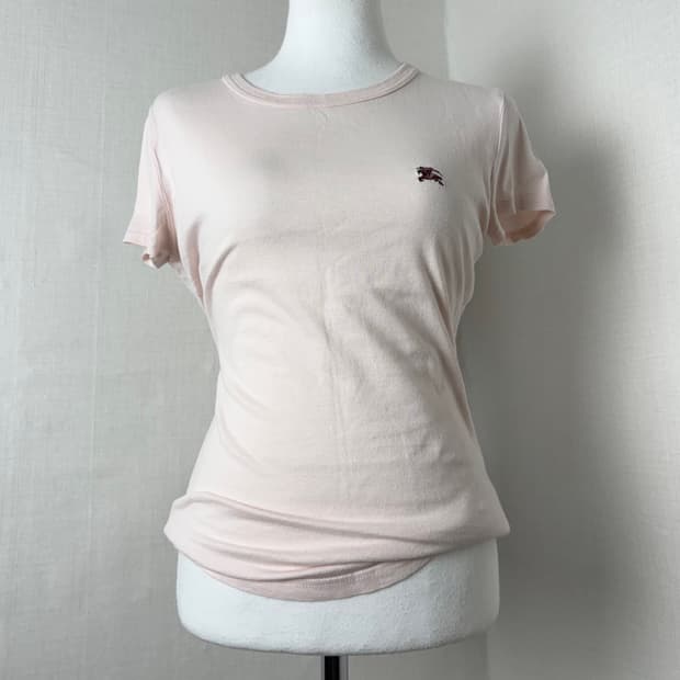 버버리 핑크 반팔