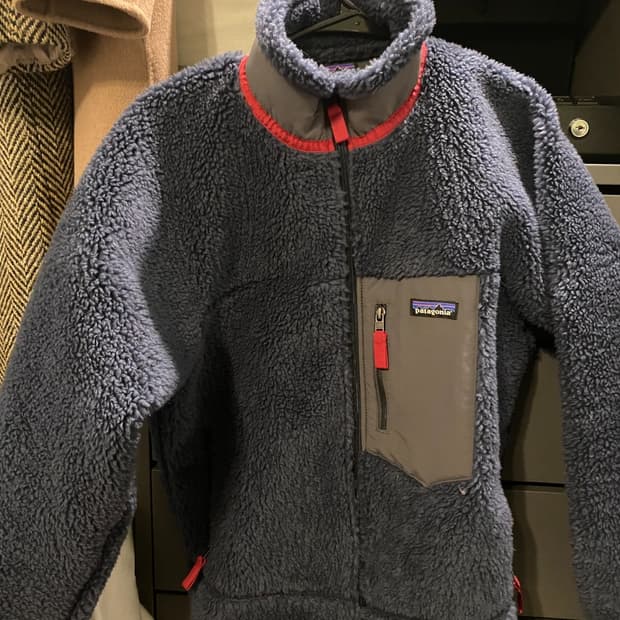 20s 파타고니아 레트로-X 네이비/레드