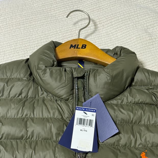 폴로 경량패딩 XL 사이즈
