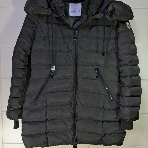 몽클레어 패딩 여성카키3