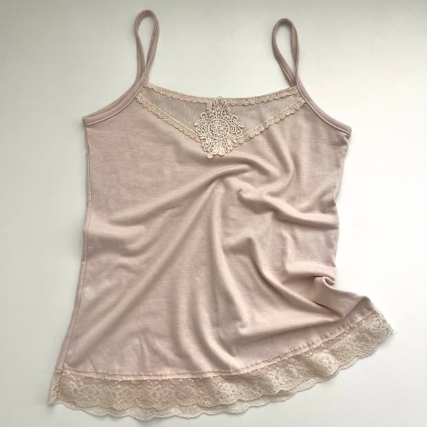 lace sleeveless