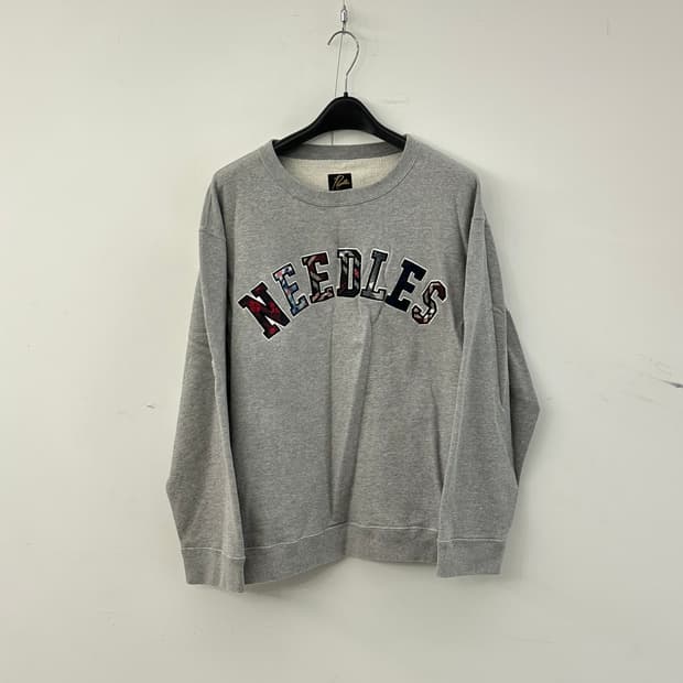 니들스 맨투맨 XL사이즈 
