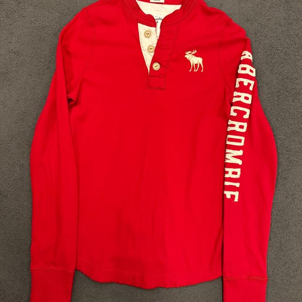 아베크롬비 빈티지 레터링로고 풀오버 슬리브 처분 