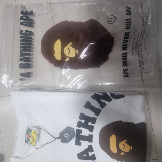 베이프반팔