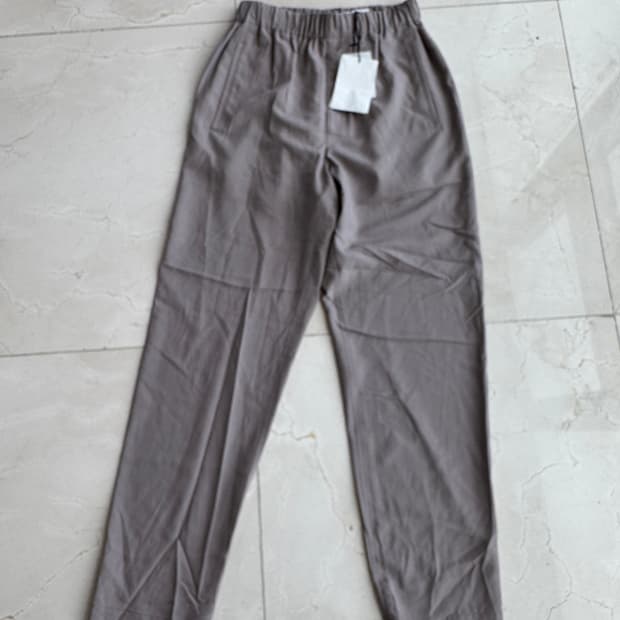 르메르 Lemaire 드라이 실크 릴렉스 팬츠 새상품 xs-s