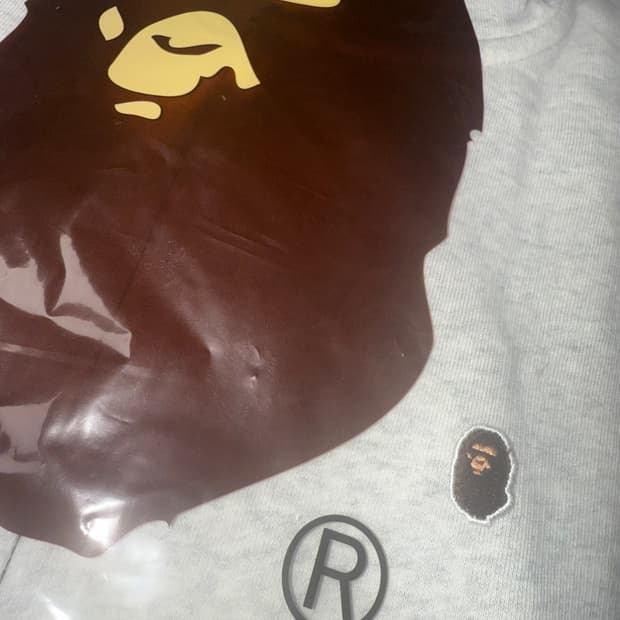 새상품 | 25ss Bape 베이프 원 포인트 후드집업 (L)