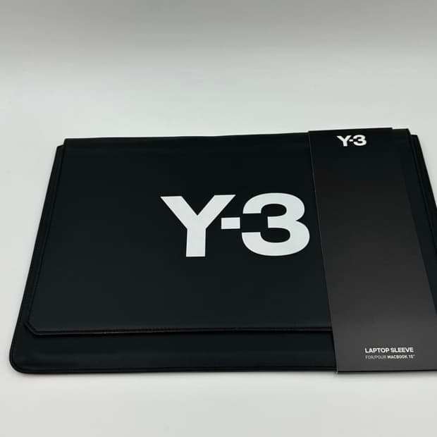 Y-3 15인치 노트북 슬리브