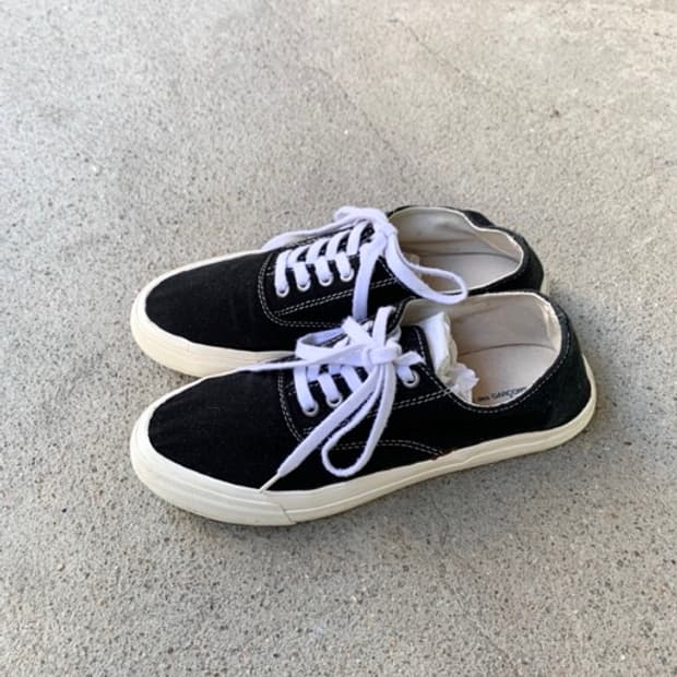 꼼데가르송 옴므 스니커즈