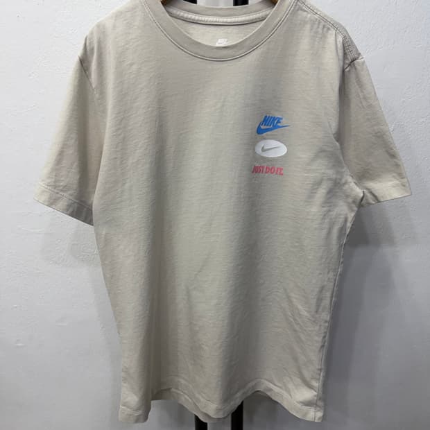 정품) 나이키 남성 반팔티 L