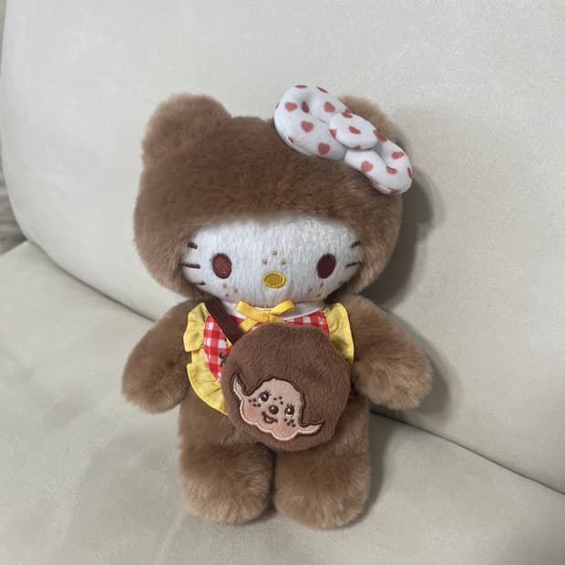 (택o 새제품) 헬로키티 몬치치 콜라보 한정판 인형