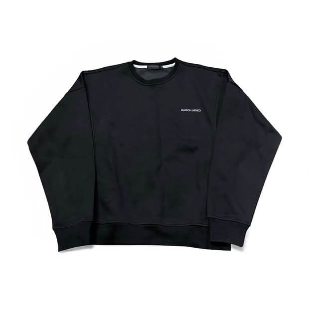 메종 미네드 BK 맨투맨