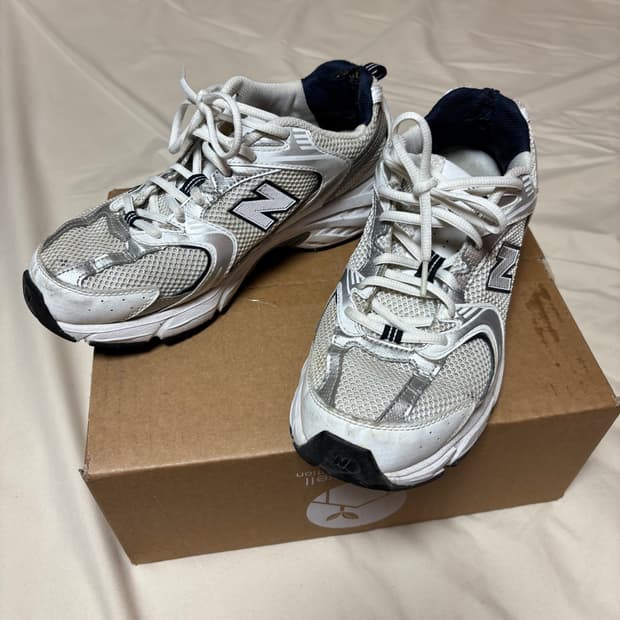 [270] 뉴발란스 530 화이트